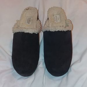 Brown suede, faux fur lined Croc Mules